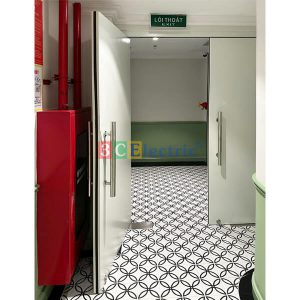 cửa thép chống cháy mở 2 chiều