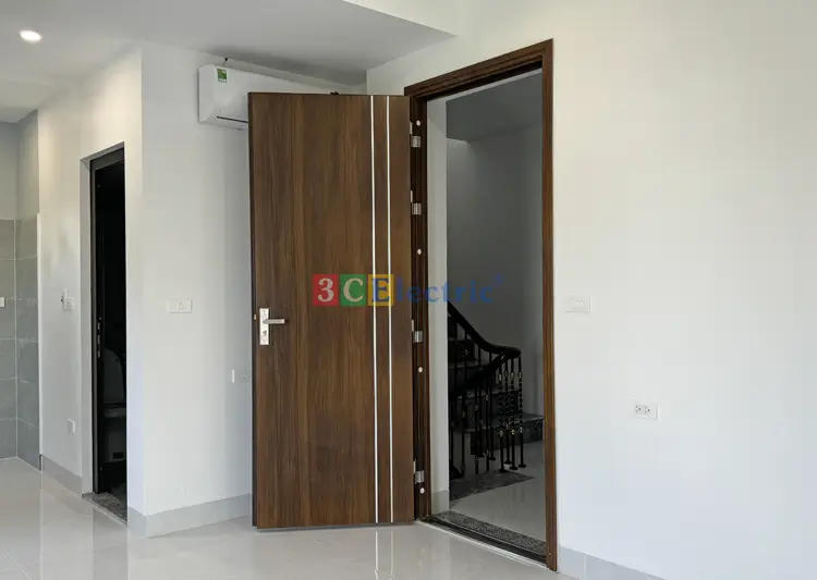 Cung cấp cửa chống cháy cho biệt thự tại KĐT Lideco Hoài Đức