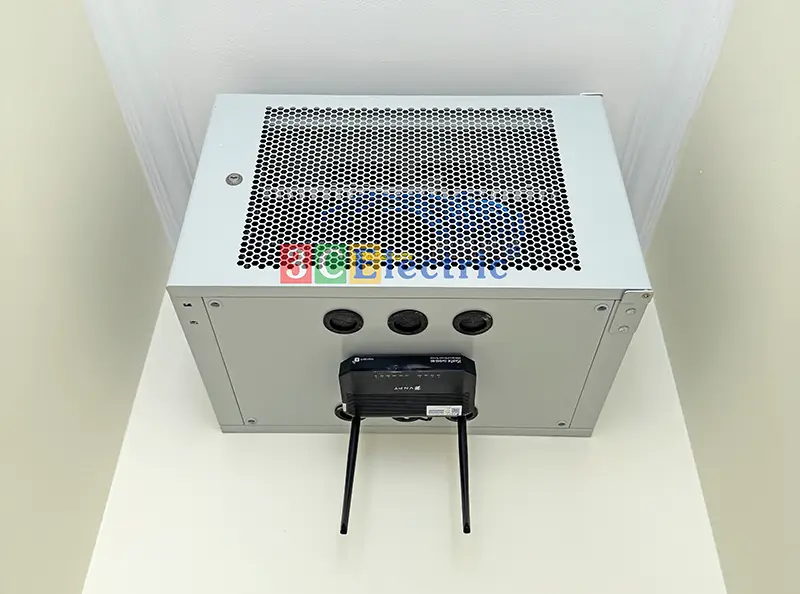 tủ rack treo tường