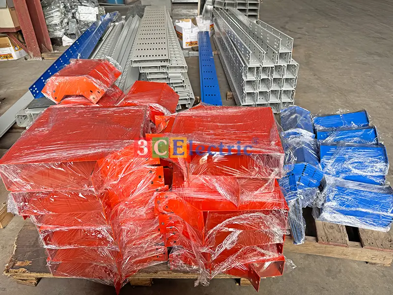 máng cáp và phụ kiện tại công trình máng cáp và phụ kiện tại công trình