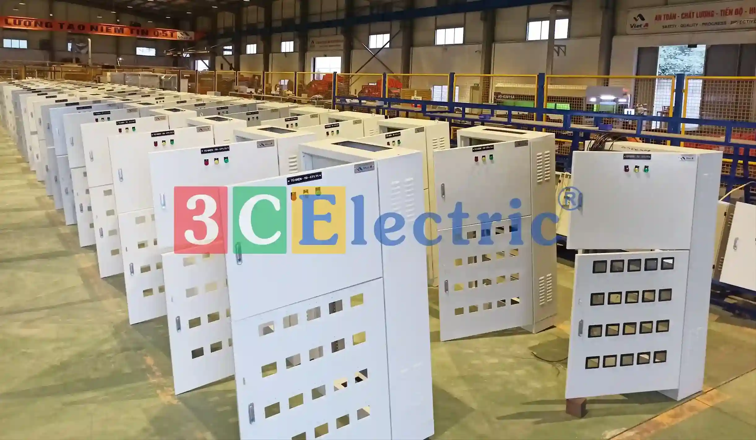 3CElectric cung cấp tủ điện công tơ theo yêu cầu cho nhà máy và tòa nhà