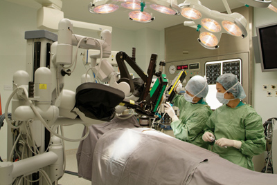 Ứng dụng Robot trong phẫu thuật cột sống tại Việt Nam