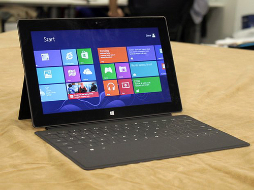 Microsoft bị kiện vì giao diện ‘lát gạch’ trên Windows 8