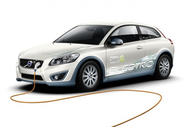 Volvo gia nhập thị trường EV với phiên bản C30 chạy điện