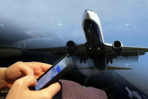 Châu Âu chính thức cho dùng thiết bị điện tử trên máy bay