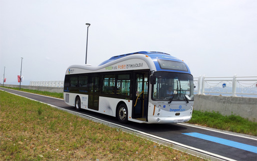 Hàn Quốc ra mắt mạng lưới xe điện sạc không dây